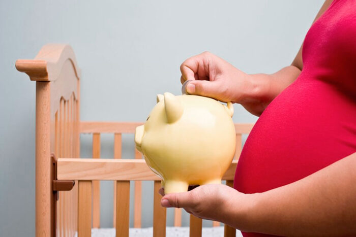 Какие выплаты работающим беременным будут начисляться в 2022 году