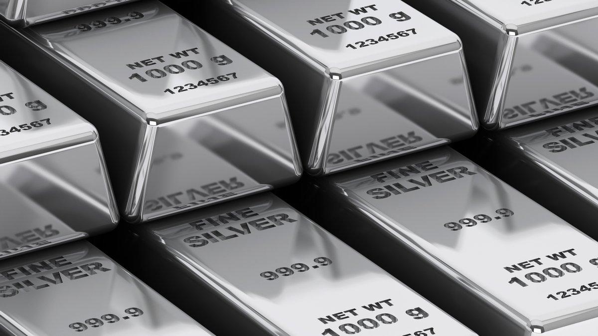 Что будет с серебром в 2023 году — прогноз и динамика цен